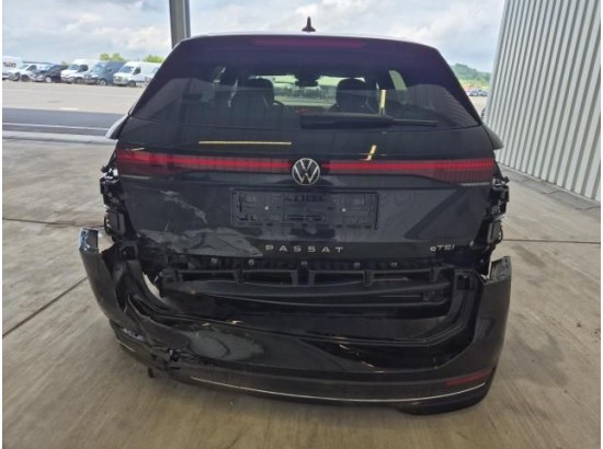 2025 Volkswagen Passat Variant 1.5 eTSI 110 kW Business 2025 Volkswagen Passat Variant 1.5 eTSI 110 kW Business