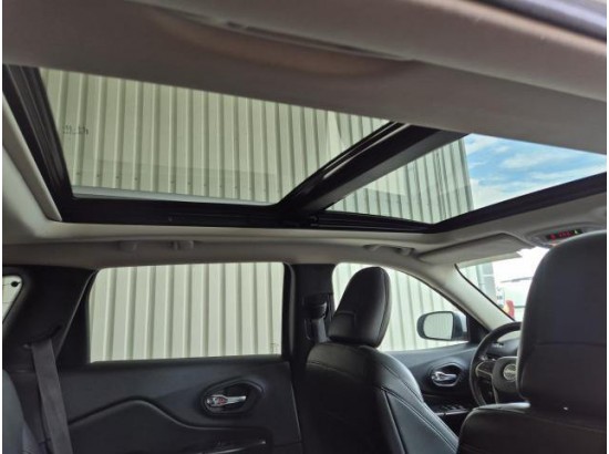 2015 Jeep Cherokee Limited 4WD 2015 Jeep Cherokee Limited 4WD