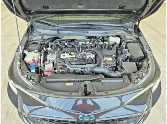 2021 Toyota Corolla Touring Sports Hybrid Team D