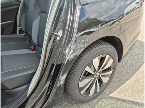2025 Volkswagen Golf VIII Variant 1.5 eTSI 85 kW Goal