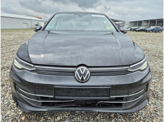 2025 Volkswagen Golf VIII Lim. 1.5 TSI 110 kW Goal 2025 Volkswagen Golf VIII Lim. 1.5 TSI 110 kW Goal