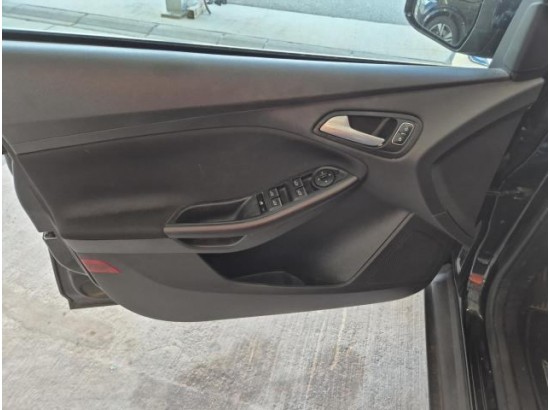 2017 Ford Focus Turnier Business