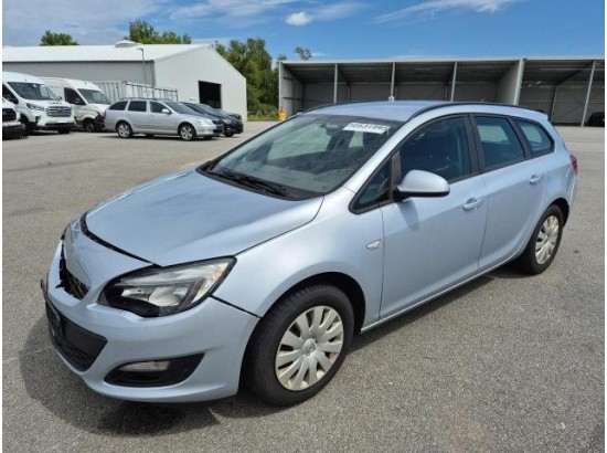 2015 Opel Astra J Sports Tourer Edition
