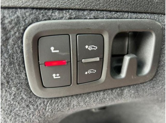 2024 Audi Q7 55 TFSI e quattro S line