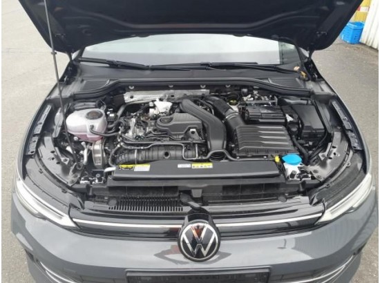 2025 Volkswagen Golf VIII Lim. 1.5 TSI 110 kW Goal 2025 Volkswagen Golf VIII Lim. 1.5 TSI 110 kW Goal