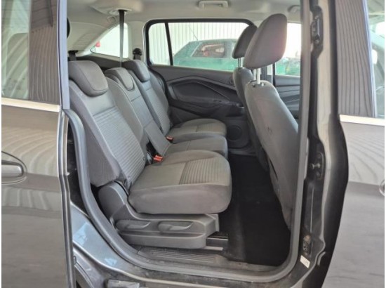 2017 Ford Grand C-Max Titanium