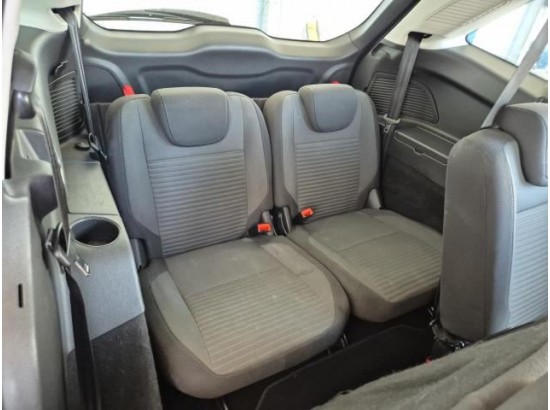 2017 Ford Grand C-Max Titanium