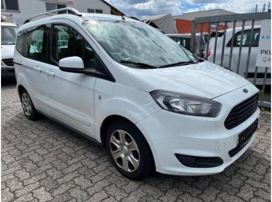 2017 Ford Tourneo Courier Trend