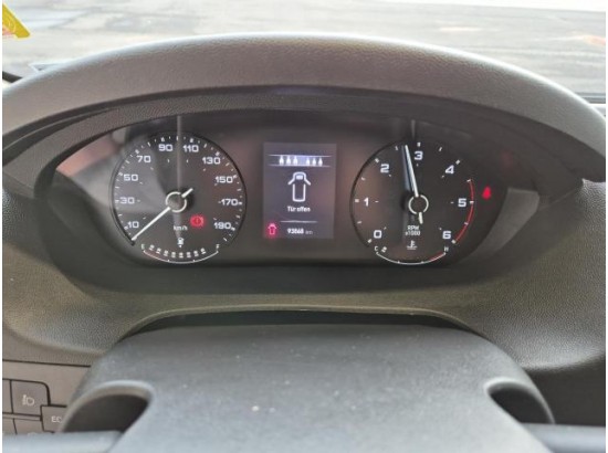 2022 FIAT Ducato Kombi 30 140 L1H1 RS: 3000 mm 2022 FIAT Ducato Kombi 30 140 L1H1 RS: 3000 mm