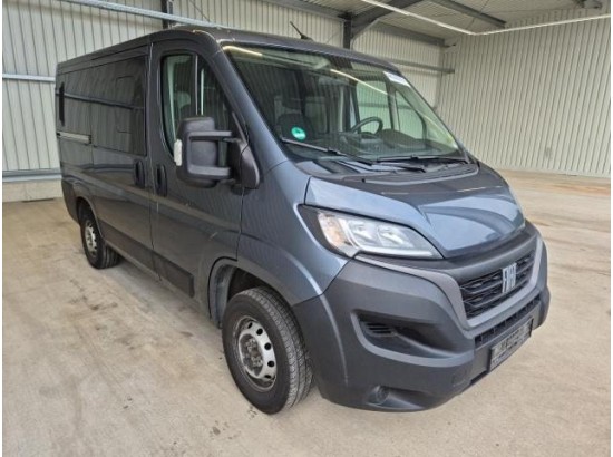 2022 FIAT Ducato Kombi 30 140 L1H1 RS: 3000 mm 2022 FIAT Ducato Kombi 30 140 L1H1 RS: 3000 mm