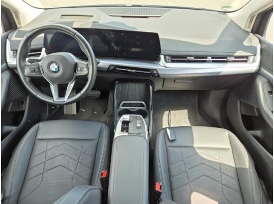 2024 BMW 2er Active Tourer 218 i Luxury Line 2024 BMW 2er Active Tourer 218 i Luxury Line