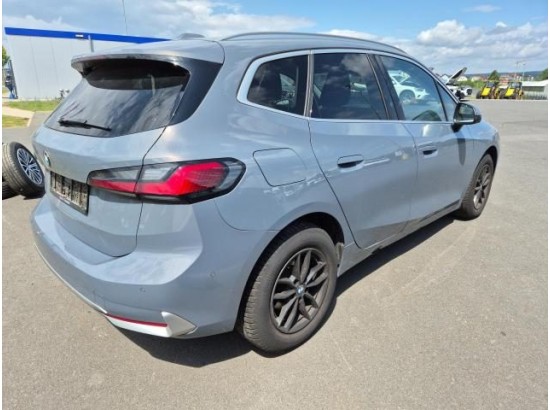 2024 BMW 2er Active Tourer 218 i Luxury Line 2024 BMW 2er Active Tourer 218 i Luxury Line