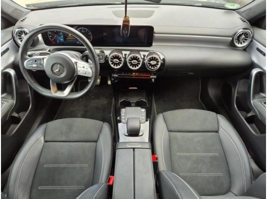 2020 Mercedes-Benz A -Klasse A 180 Edition 2020 2020 Mercedes-Benz A -Klasse A 180 Edition 2020