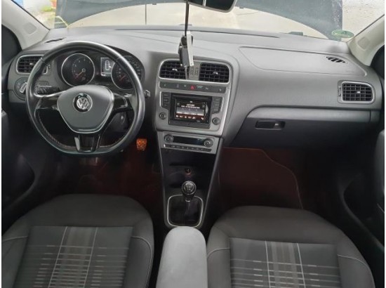 2015 Volkswagen Polo V Lounge BMT/Start-Stopp 2015 Volkswagen Polo V Lounge BMT/Start-Stopp