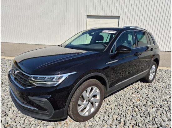 2021 Volkswagen Tiguan Life 4Motion 2021 Volkswagen Tiguan Life 4Motion