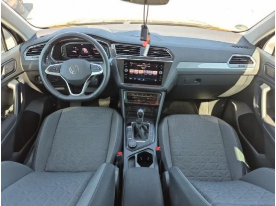 2021 Volkswagen Tiguan Life 4Motion 2021 Volkswagen Tiguan Life 4Motion