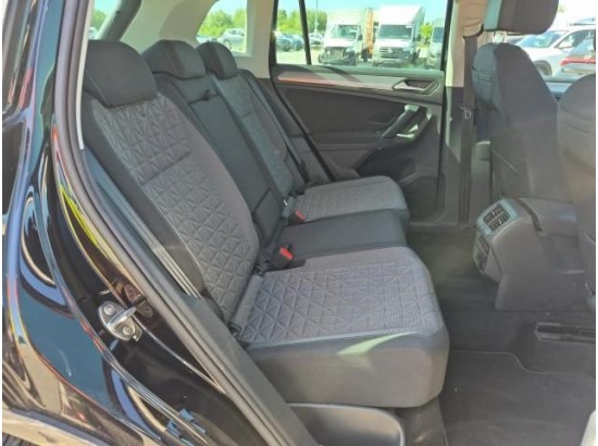 2021 Volkswagen Tiguan Life 4Motion 2021 Volkswagen Tiguan Life 4Motion