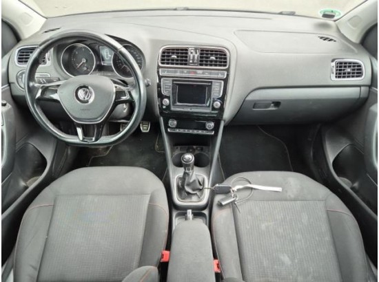 2017 Volkswagen Polo V Sound BMT/Start-Stopp 2017 Volkswagen Polo V Sound BMT/Start-Stopp