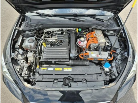 2023 Cupra Leon Basis e-HYBRID 2023 Cupra Leon Basis e-HYBRID