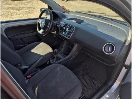 2015 Volkswagen up! load up! 2015 Volkswagen up! load up!