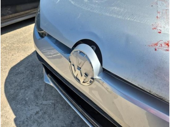 2015 Volkswagen up! load up! 2015 Volkswagen up! load up!