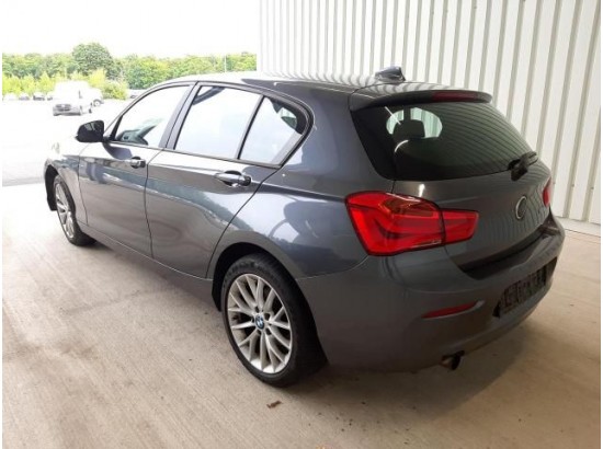 2015 BMW 1er Lim. 5-trg. 118i Advantage 2015 BMW 1er Lim. 5-trg. 118i Advantage