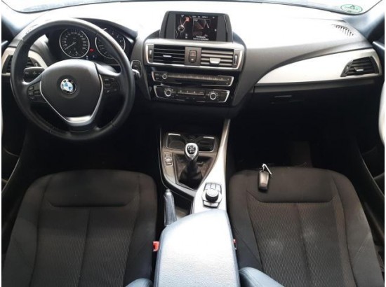 2015 BMW 1er Lim. 5-trg. 118i Advantage 2015 BMW 1er Lim. 5-trg. 118i Advantage