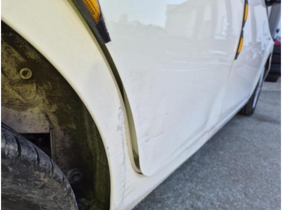 2016 Toyota AYGO x-play touch