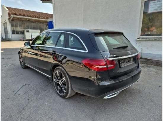 2020 Mercedes-Benz C -Klasse T-Modell C 300 T de 2020 Mercedes-Benz C -Klasse T-Modell C 300 T de