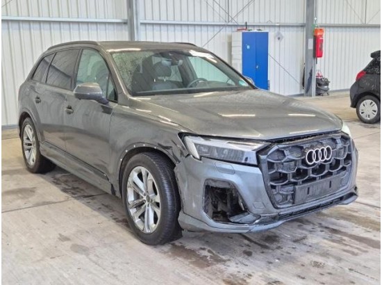 2025 Audi Q7 50 TDI quattro S line 2025 Audi Q7 50 TDI quattro S line