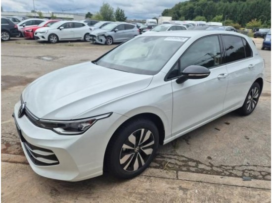 2025 Volkswagen Golf VIII Lim. 1.5 eTSI 110 kW Goal 2025 Volkswagen Golf VIII Lim. 1.5 eTSI 110 kW Goal