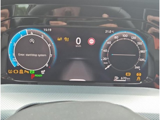 2025 Volkswagen Golf VIII Lim. 1.5 eTSI 110 kW Goal 2025 Volkswagen Golf VIII Lim. 1.5 eTSI 110 kW Goal