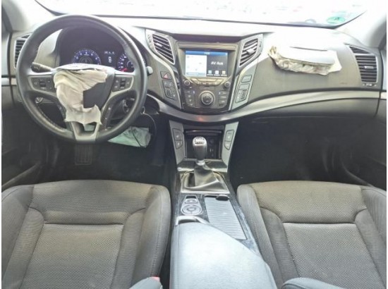 2017 Hyundai i40 cw blue Trend
