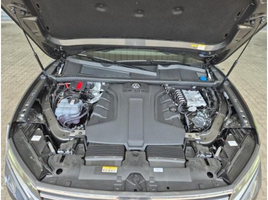2025 Volkswagen Touareg 3.0 TDI 170 kW 4Motion Elegance