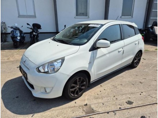 2016 Mitsubishi Space Star Diamant Edition+ 2016 Mitsubishi Space Star Diamant Edition+