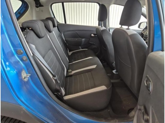2017 Dacia Sandero II Stepway Prestige 2017 Dacia Sandero II Stepway Prestige