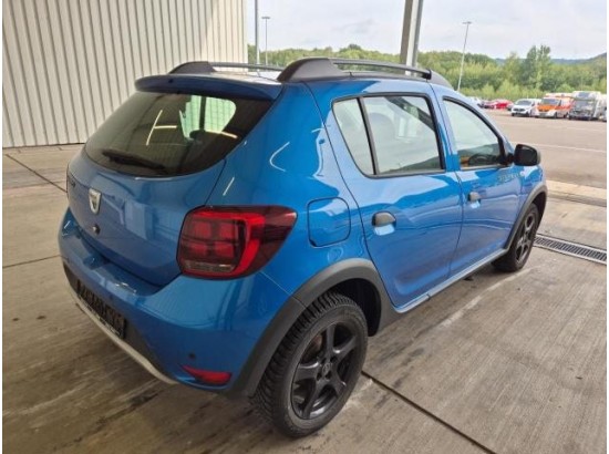 2017 Dacia Sandero II Stepway Prestige 2017 Dacia Sandero II Stepway Prestige