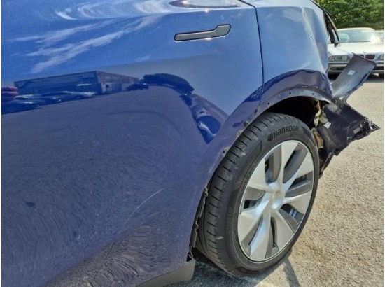 2023 Tesla Y 2023 Tesla Y
