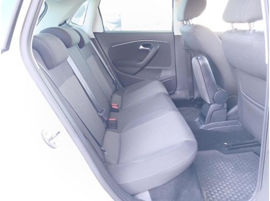 2015 Volkswagen Polo V Highline BMT/Start-Stopp 2015 Volkswagen Polo V Highline BMT/Start-Stopp