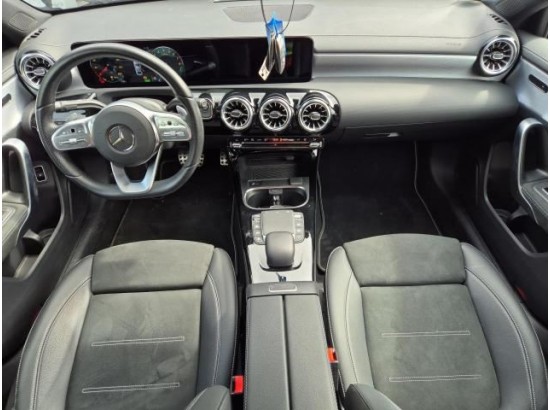 2021 Mercedes-Benz A -Klasse Lim. A 250 e Edition 2020 2021 Mercedes-Benz A -Klasse Lim. A 250 e Edition 2020