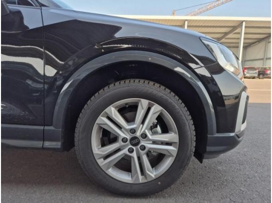 2025 Audi Q2 35 TFSI advanced 2025 Audi Q2 35 TFSI advanced