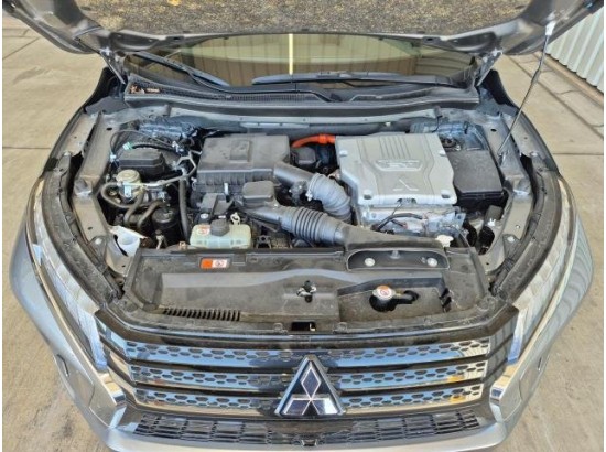 2024 Mitsubishi Eclipse Cross Plus Select Hybrid 4WD 2024 Mitsubishi Eclipse Cross Plus Select Hybrid 4WD