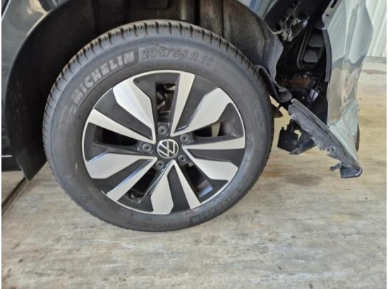 2025 Volkswagen Golf VIII Lim. 1.5 TSI 85 kW Goal 2025 Volkswagen Golf VIII Lim. 1.5 TSI 85 kW Goal