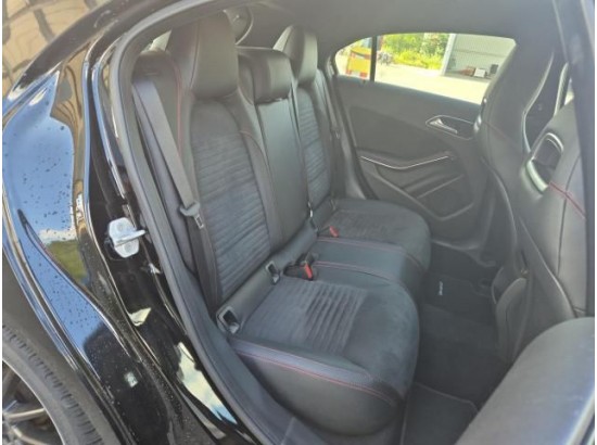 2015 Mercedes-Benz A -Klasse A 180 Street Style 2015 Mercedes-Benz A -Klasse A 180 Street Style
