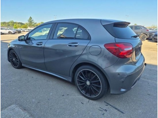 2015 Mercedes-Benz A -Klasse A 220 CDI / d BlueEfficiency 2015 Mercedes-Benz A -Klasse A 220 CDI / d BlueEfficiency