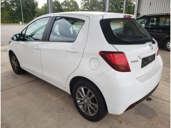 2015 Toyota Yaris Comfort 2015 Toyota Yaris Comfort