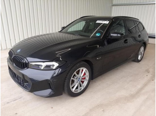 2023 BMW 3er Touring 330 e M Sport 2023 BMW 3er Touring 330 e M Sport