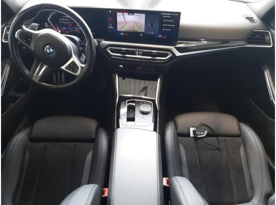 2022 BMW 3er Touring 330 e M Sport 2022 BMW 3er Touring 330 e M Sport
