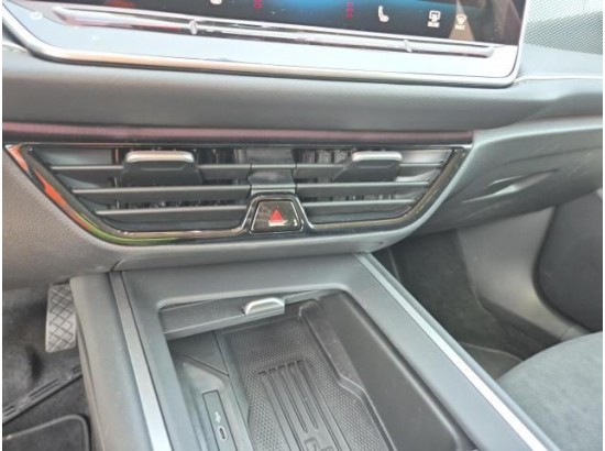 2025 Volkswagen Passat Variant 1.5 eTSI 110 kW Business 2025 Volkswagen Passat Variant 1.5 eTSI 110 kW Business
