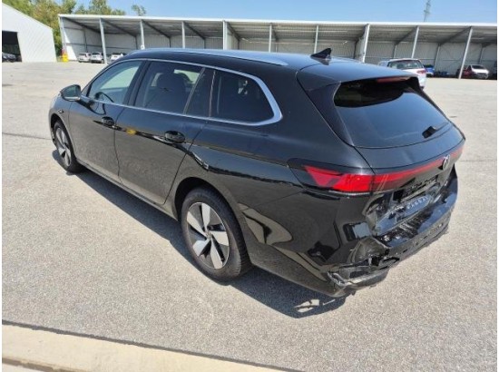 2025 Volkswagen Passat Variant 1.5 eTSI 110 kW Business 2025 Volkswagen Passat Variant 1.5 eTSI 110 kW Business